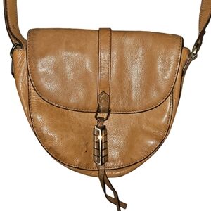 Stella and Dot Covet Sloane Crossbody Bag with Arrow Tassel